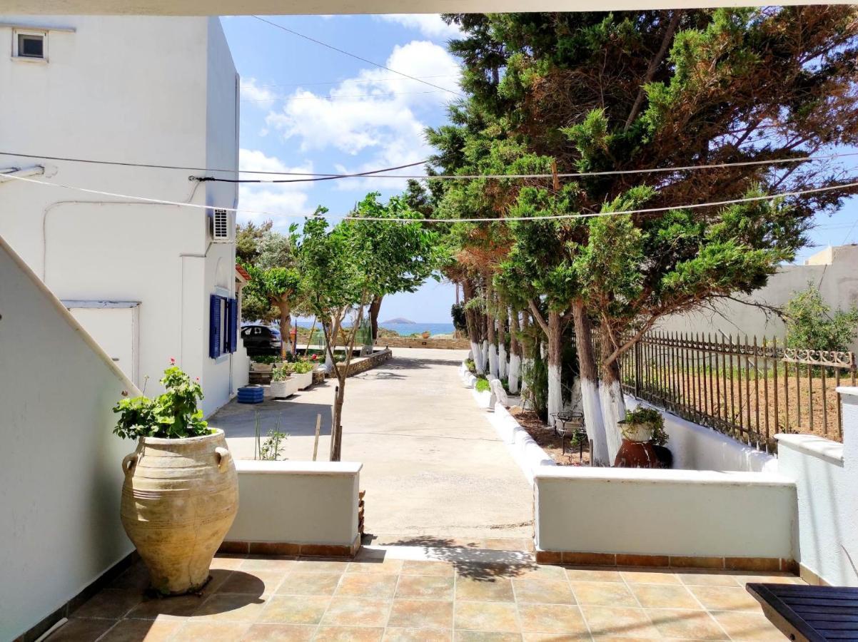 Villa Anna Áyios Pétros Exteriör bild