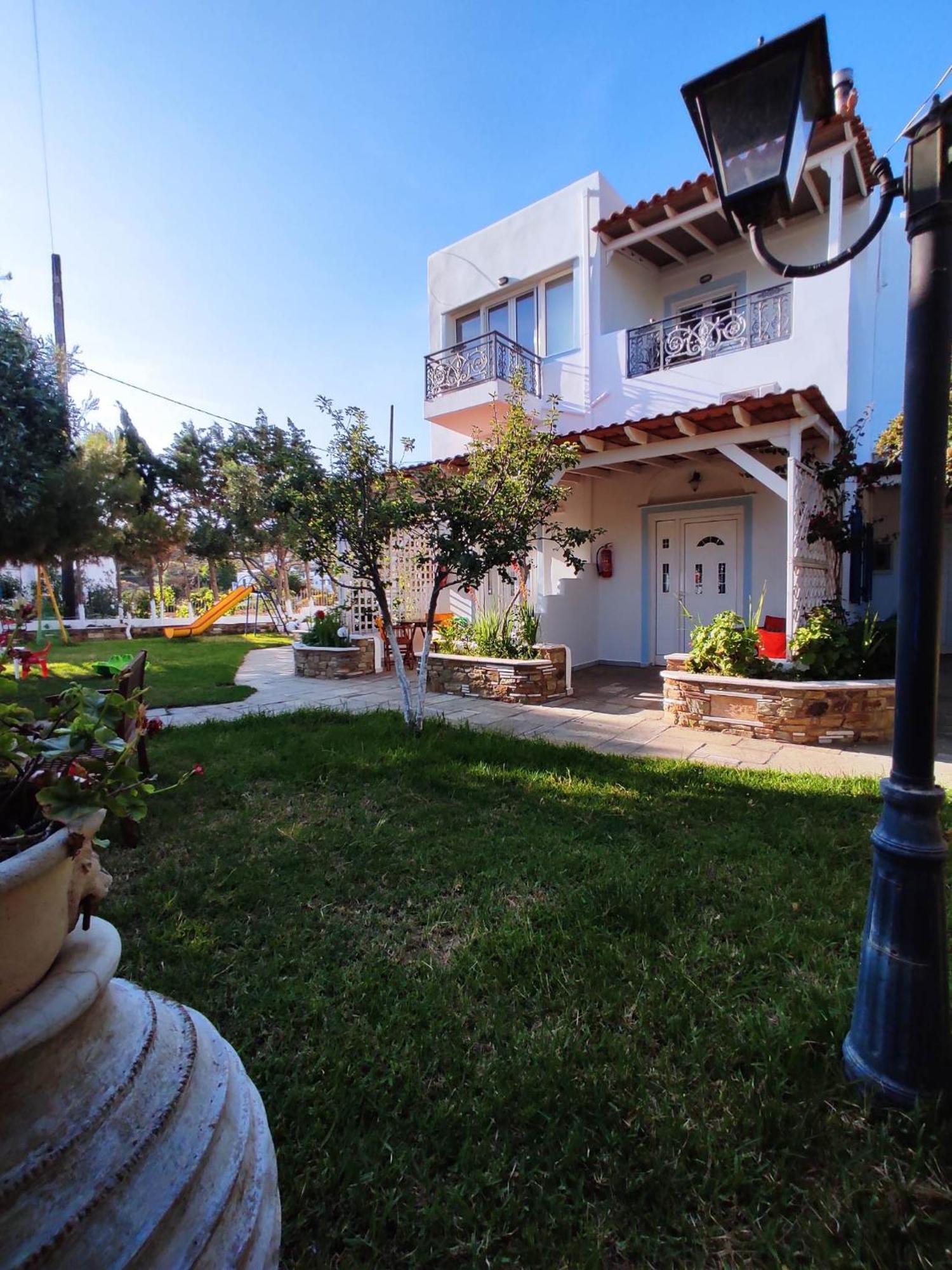 Villa Anna Áyios Pétros Exteriör bild